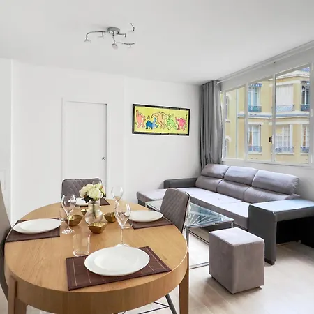 4p Face Tour Eiffel Appartamento Parigi